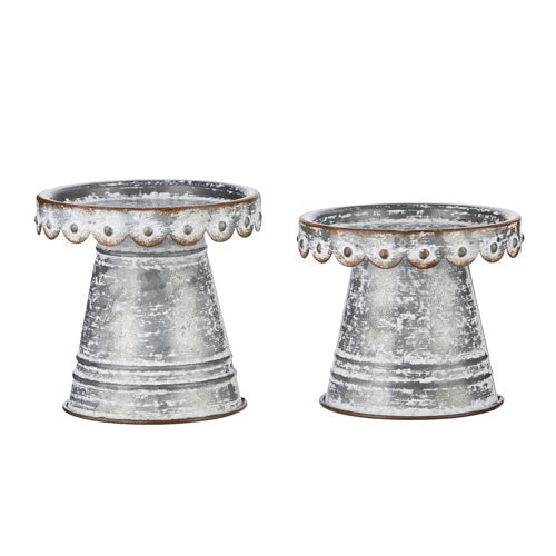 Scalloped Pedestal (set of 2)